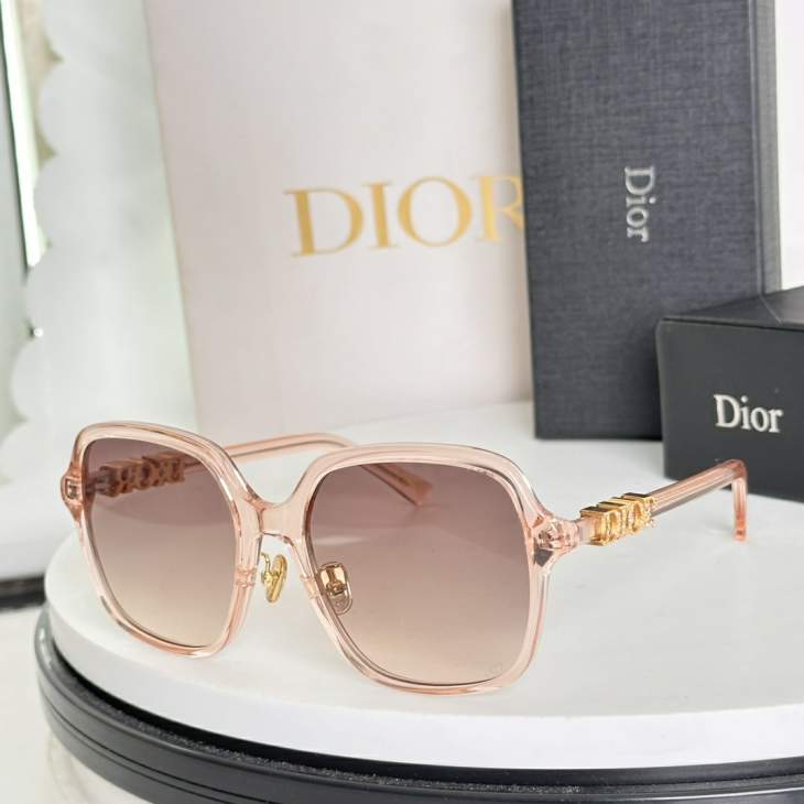 Picture of Dior Sunglasses _SKUfw75841746fw